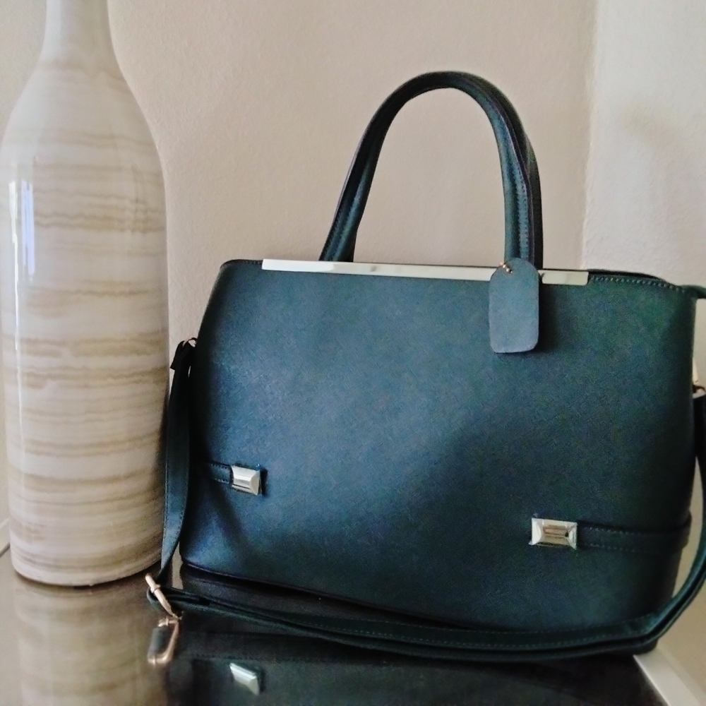 Dasein Elegant Green Handbag